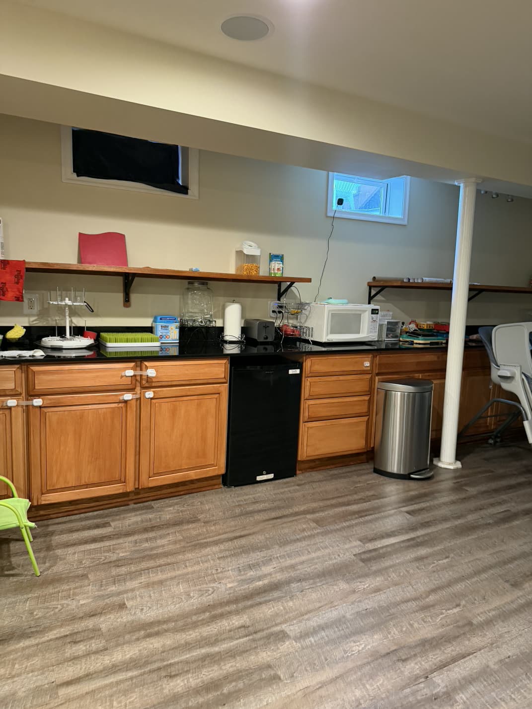 Kitchenette.